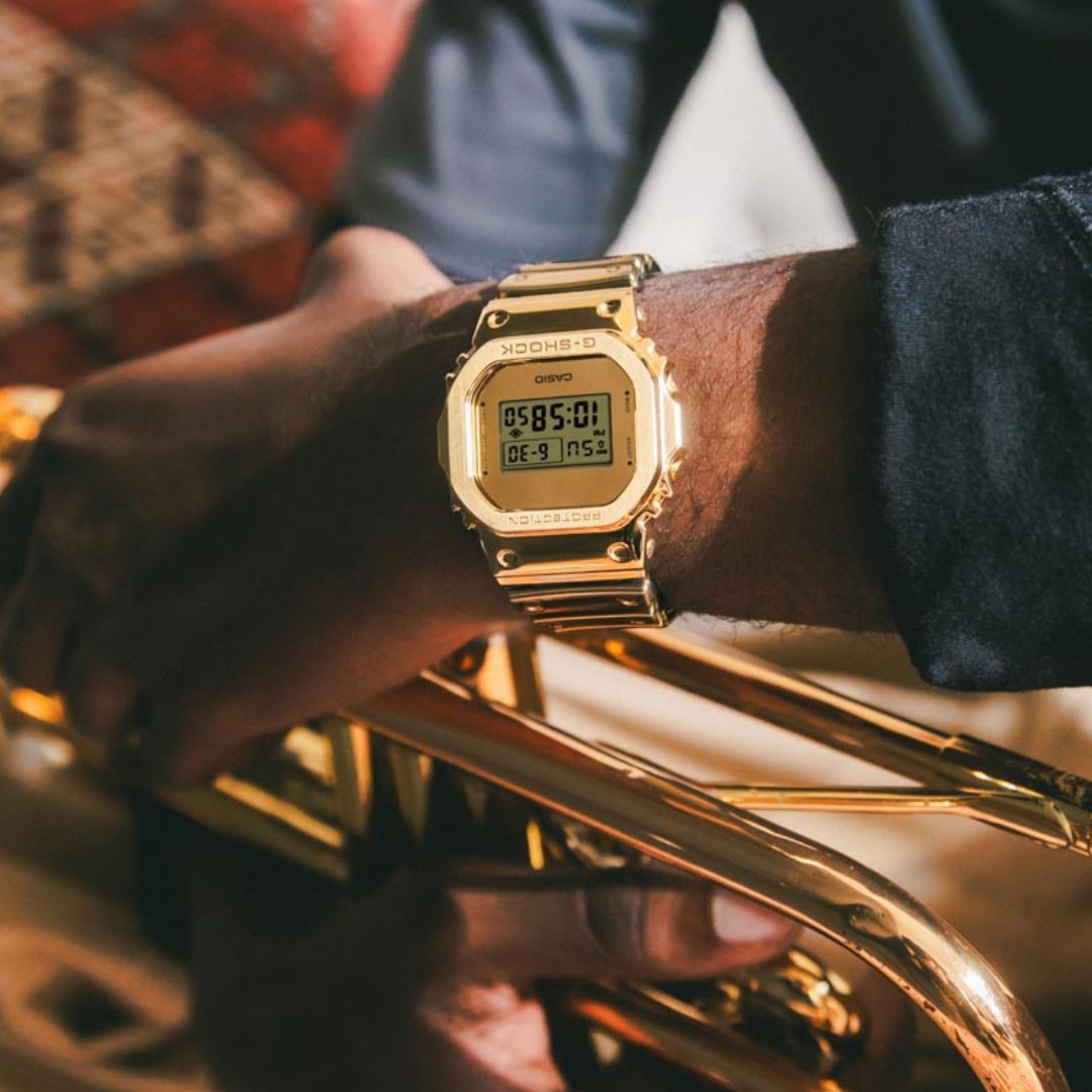 Casio Fine Metallic GM-5600YMG-9ER rannekello