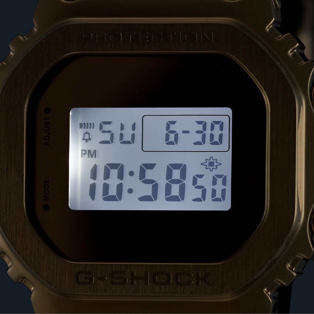 Casio Fine Metallic GM-5600YM-8ER rannekello