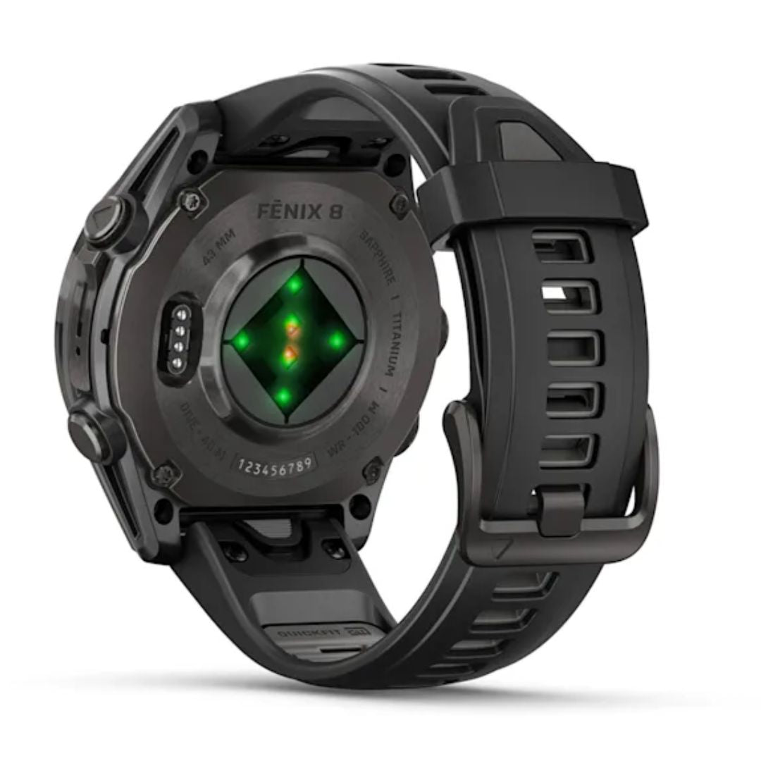 Garmin Fenix 8, 43 mm, Sapphire Amoled, hiilenharmaa titaani ja musta, älykello 010-02903-21