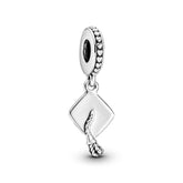 Pandora Moments Graduation Cap Dangle hela, hopea, 791892