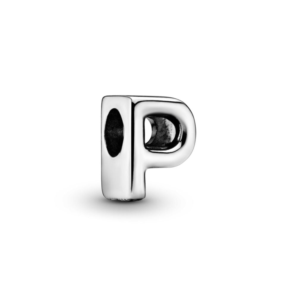 Pandora Moments Letter kirjainhela P