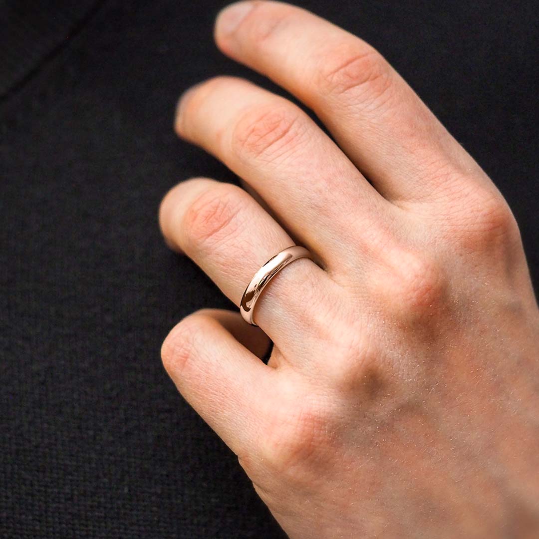 Silván kihlasormus, 4 mm puolipyöreä, 14K rosekultaa, Silván kihlasormukset