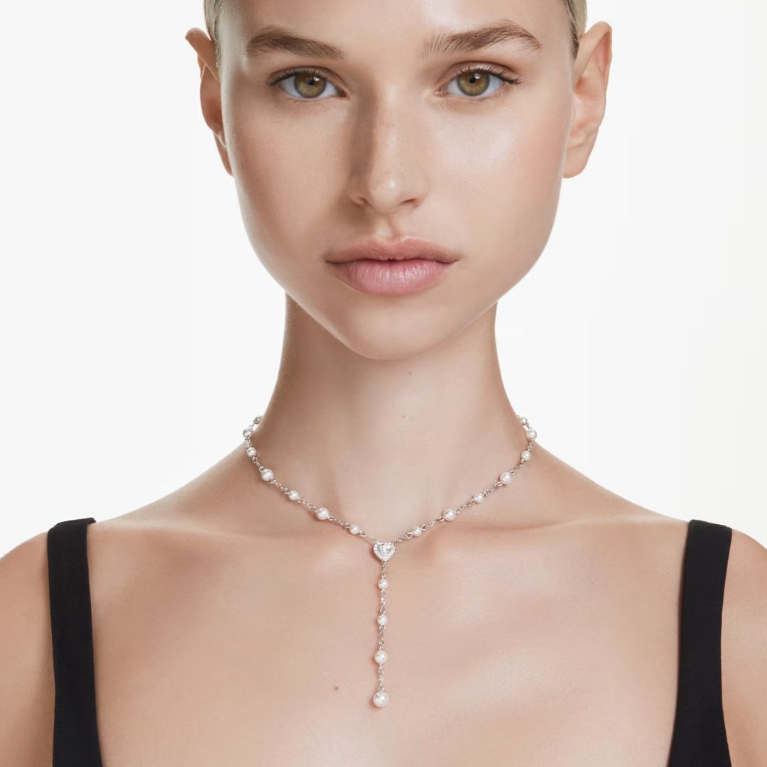 Swarovski x Ariana Grande Y kaulakoru, vaalea metalli, kirkkaat kristallit ja valkoiset helmet, 5720855