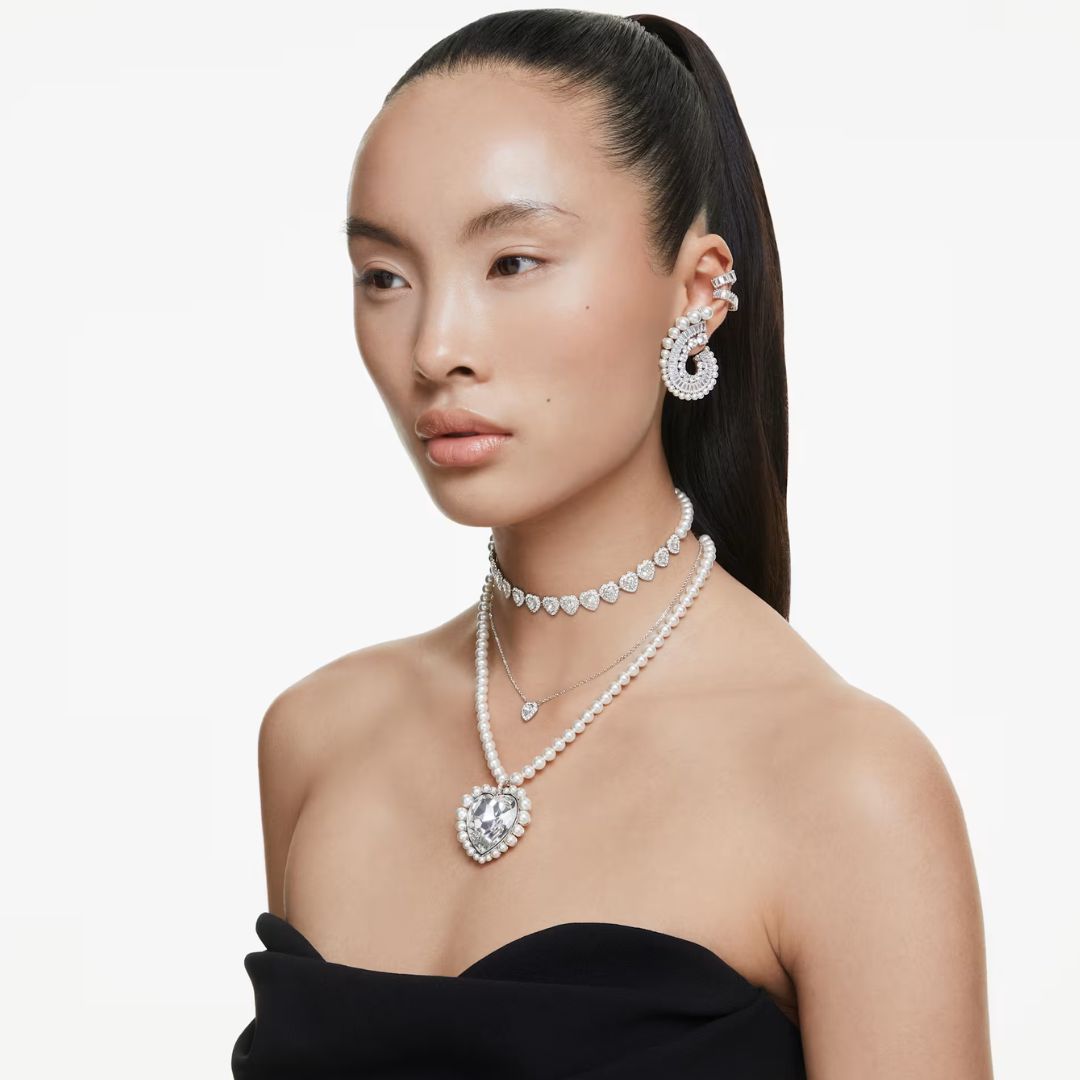 Swarovski x Ariana Grande kaulakoru, vaalea metalli, kirkkaat kristallit ja valkoiset helmet, 5720858