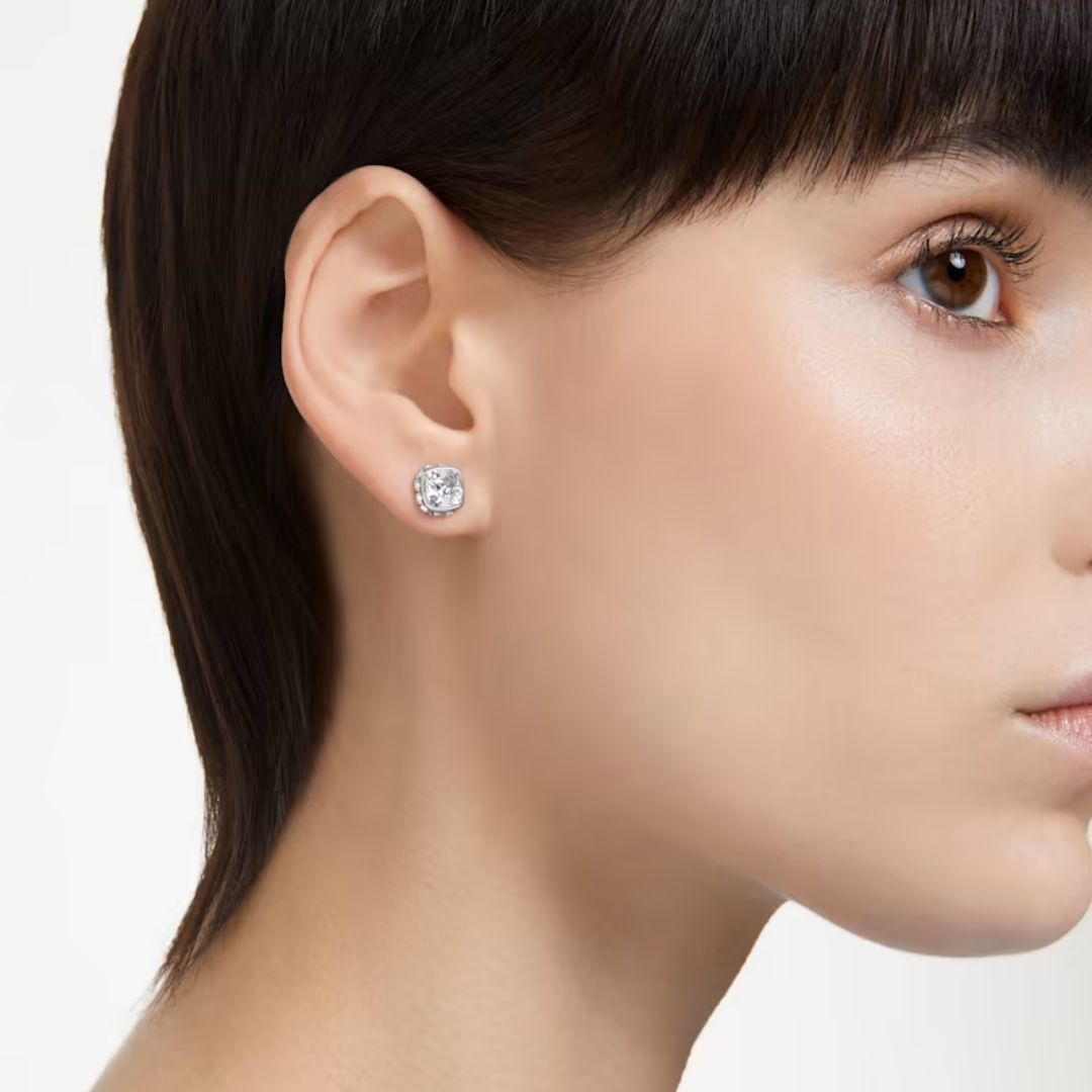 Swarovski Birthstone April korvakorut, vaalea metalli ja kirkkaat kristallit 5661957