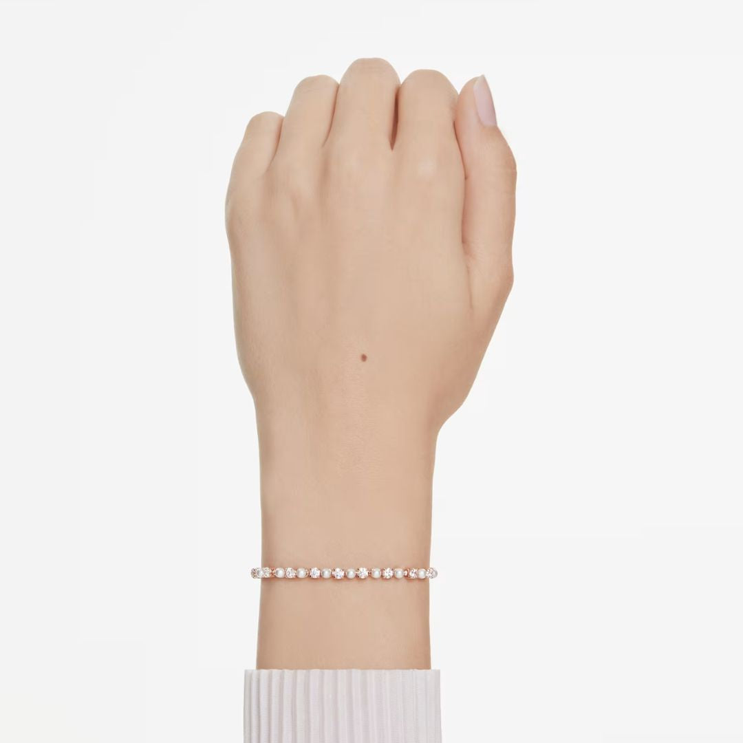 Swarovski Matrix rannekoru, ruusukullanväri kirkkailla kristalleilla ja valkoisilla helmillä 5729506