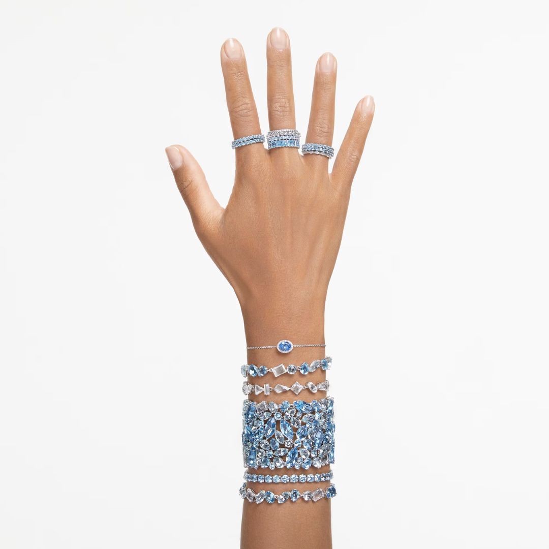 Swarovski Matrix sormus, vaalea metalli ja siniset kristallit, 5661908