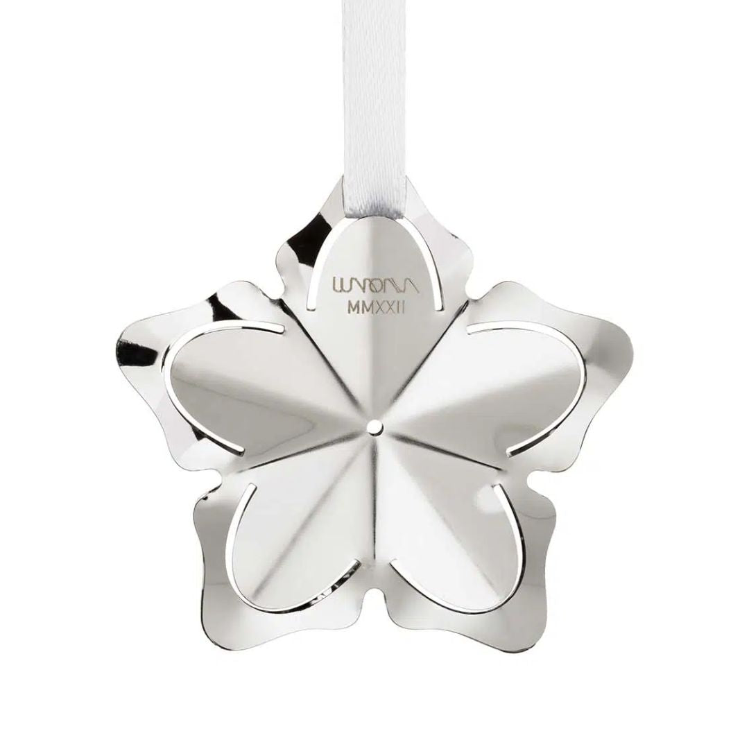 Lumoava Lumikukka joulukoriste 2022, hopeanvärinen