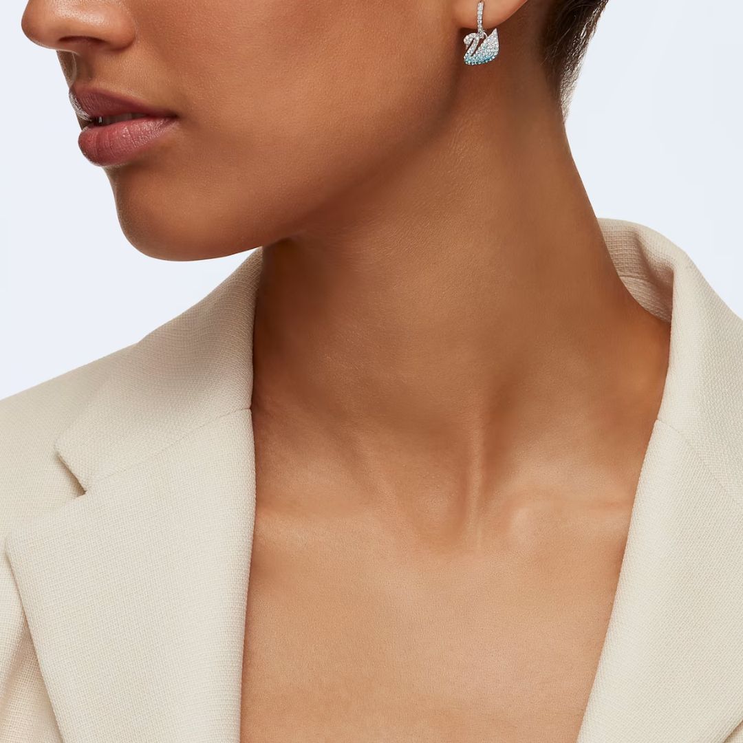 Swarovski Iconic Swan -korvakorut sinisillä kristalleilla