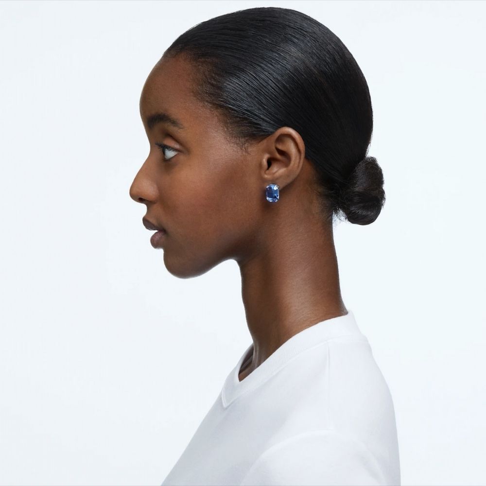 Swarovski Millenia earrings with blue crystal 5614935