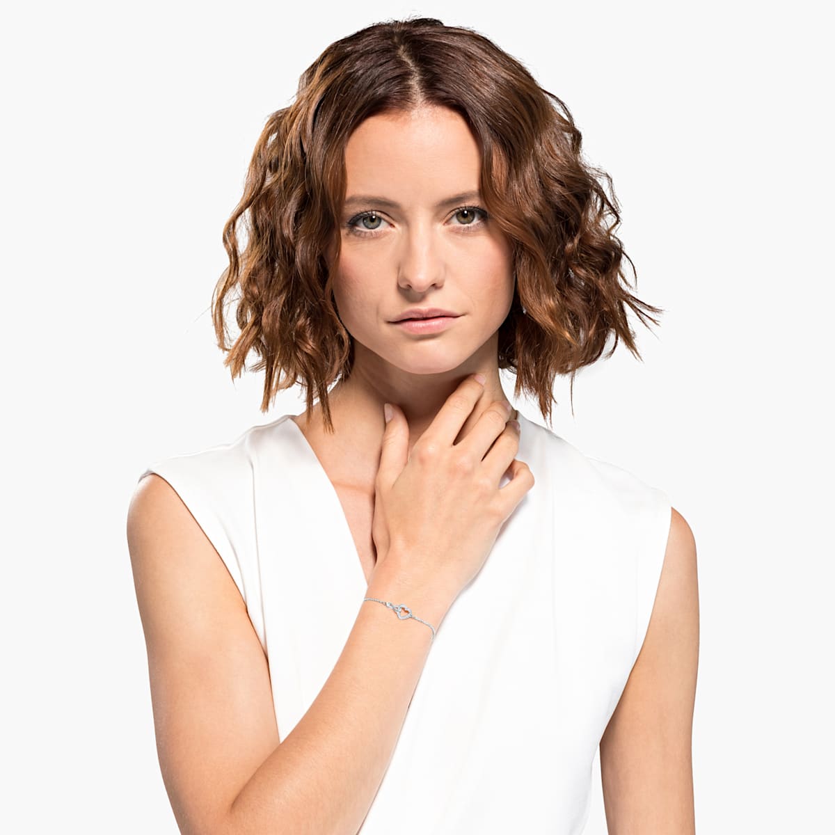 Swarovski Infinity Heart kristallirannekoru, valkoinen - Swarovski - Laatukoru