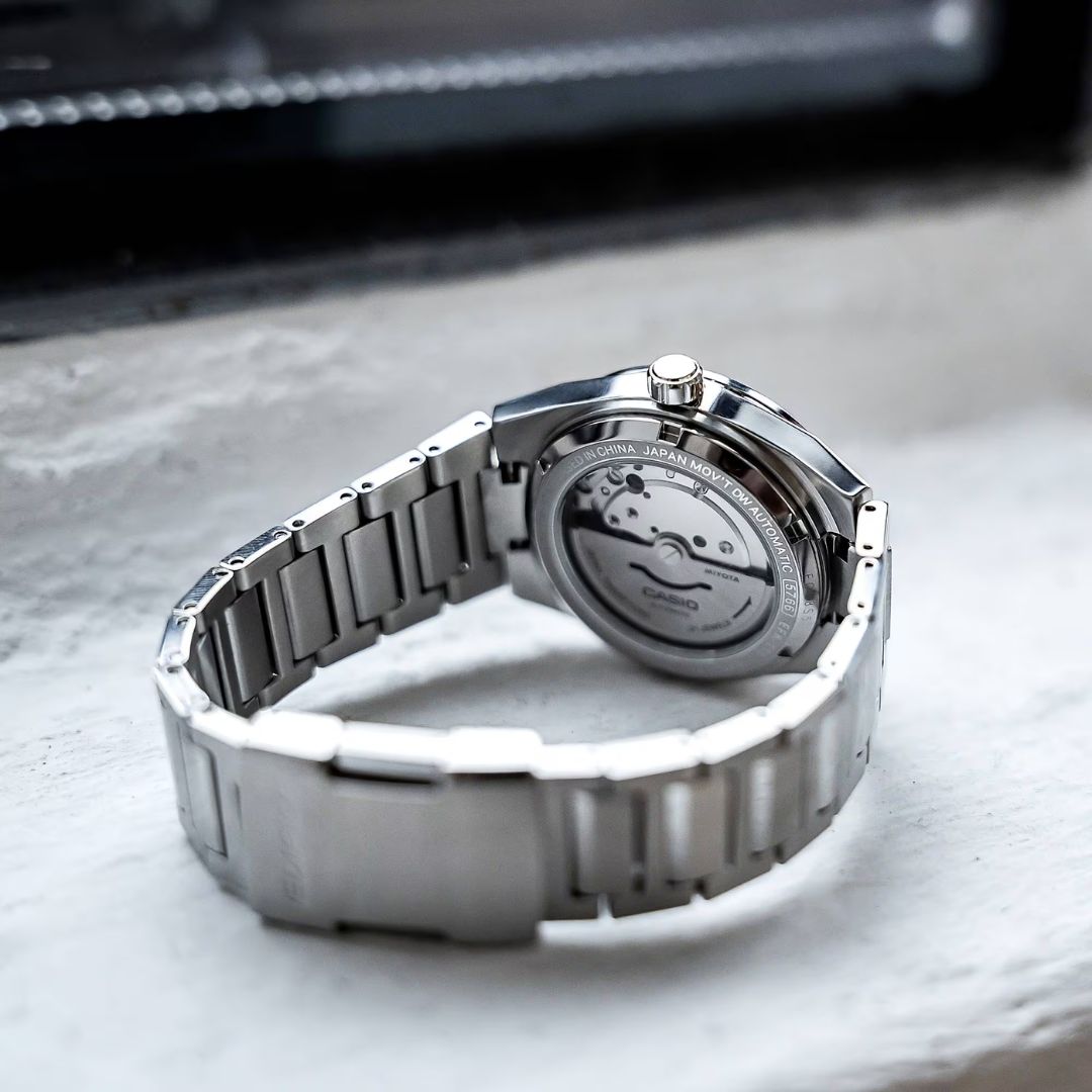Casio Edifice EFK-110D-1AER rannekello