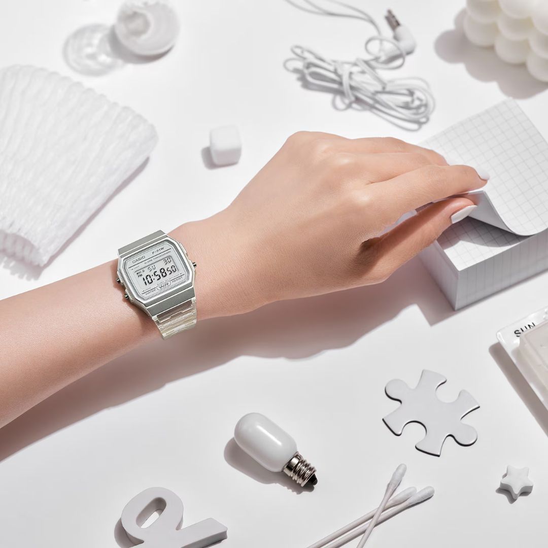 Casio F-91WS-7EF rannekello, läpinäkyvä ranneke