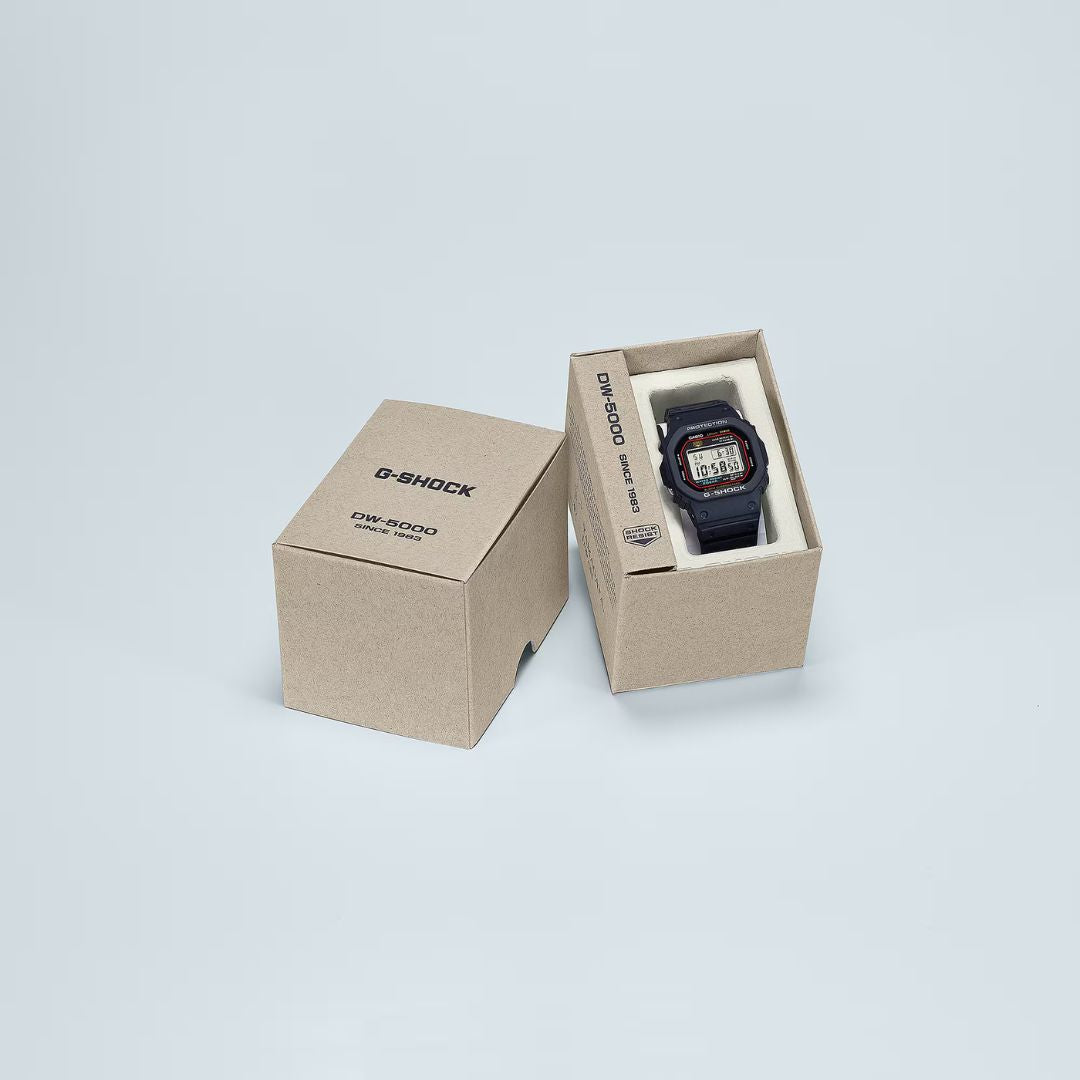 Casio G-Shock DW-5000R-1AER musta rannekello, tuotepakkaus