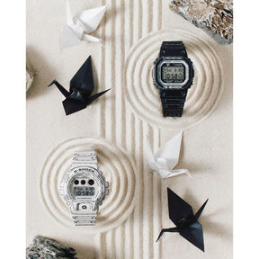 Casio G-Shock DW-5600RGM-1ER musta rannekello origami-kuvioinnilla