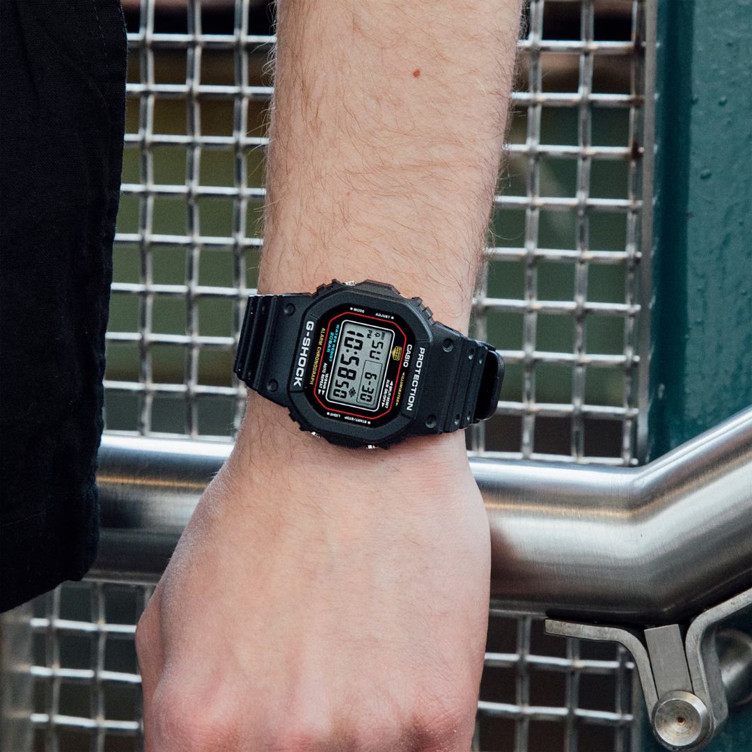 Casio G-Shock DW-5600RL-1ER musta digitaalinen rannekello