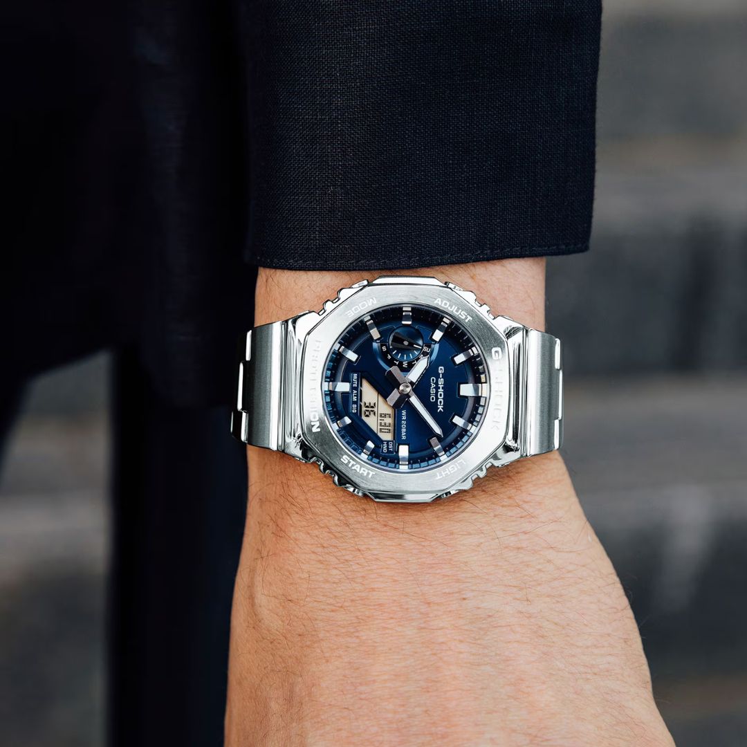 Casio G-Shock GM-2110D-2BER miesten rannekello