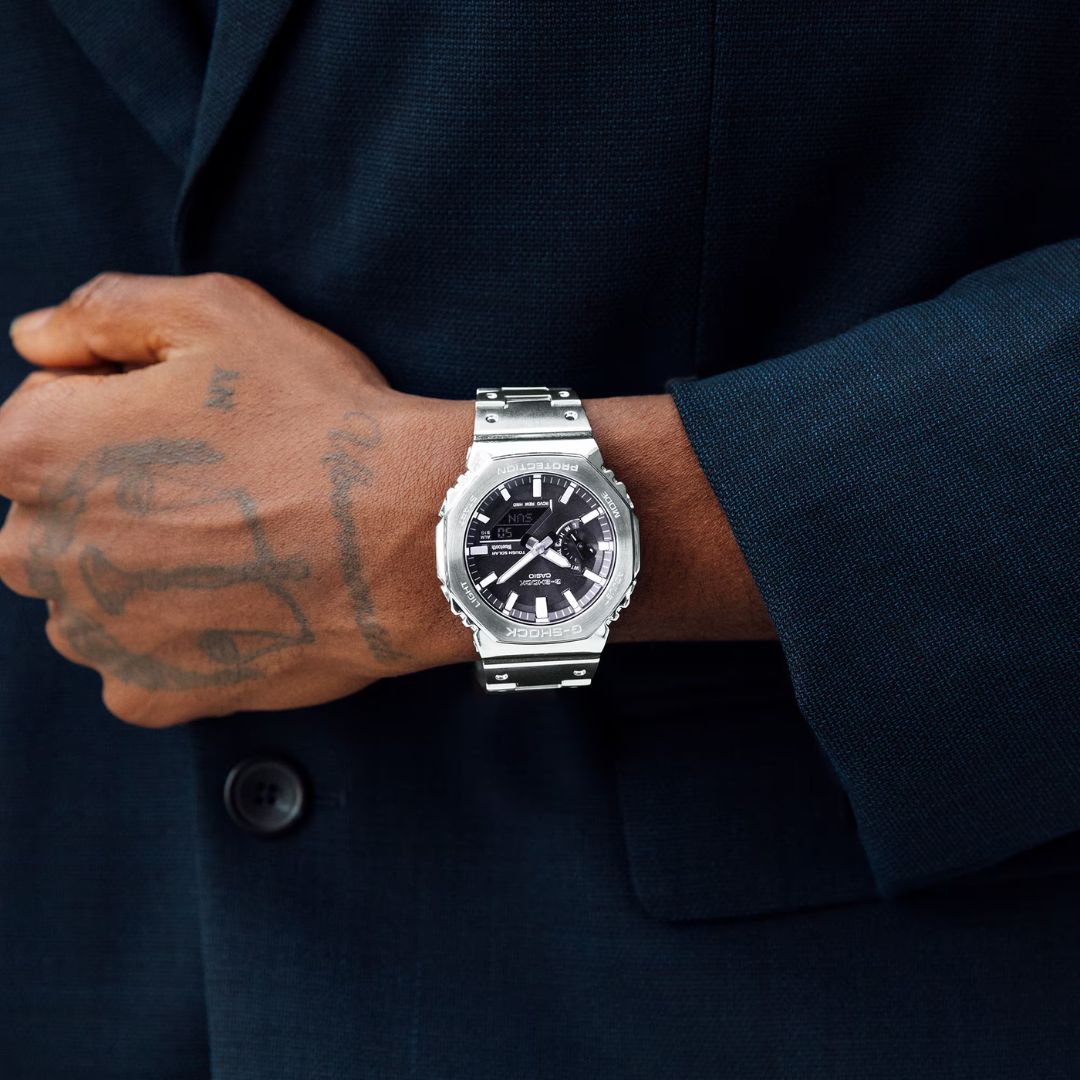 Casio G-Shock GM-B2100SD-1AER rannekello, miesten malli