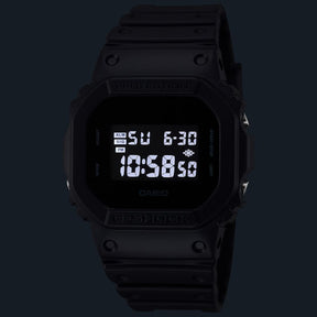 Casio G-Shock DW-5600UBB-1 rannekello