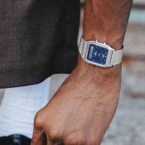 Casio Vintage AQ-230EM-2AEF miesten rannekello tummansinisellä kellotaululla
