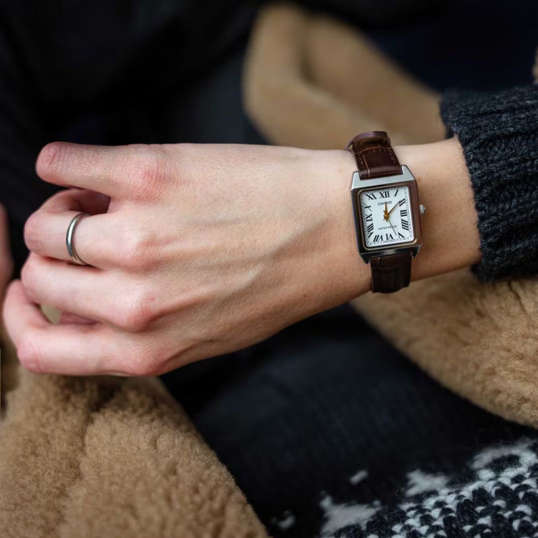 Casio ruskea/valkoinen rannekello LTP-B150L-7B2EF