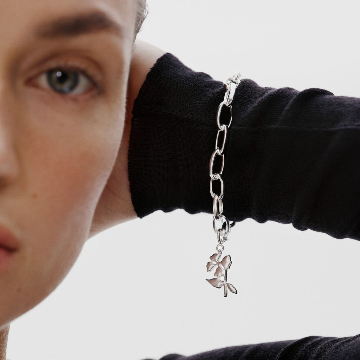 Kalevala x Marimekko Garden Almanakka hela, hopeaa