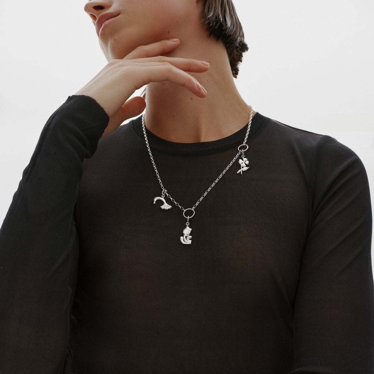 Kalevala x Marimekko Garden Vinkkeli hela, hopeaa