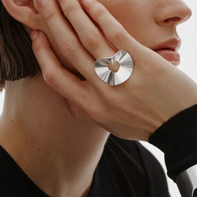 Kalevala Vetovoima sormus, hopeaa