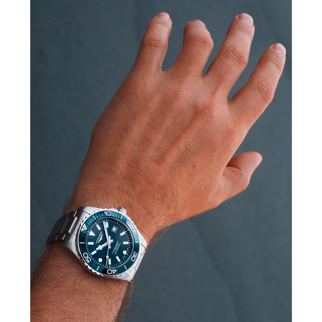 Longines HydroConquest, 42mm, rannekello, L37884966