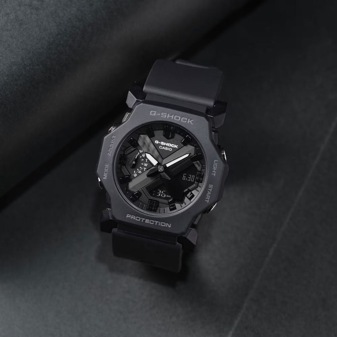 Musta Casio G-Shock GA-2300-1AER rannekello