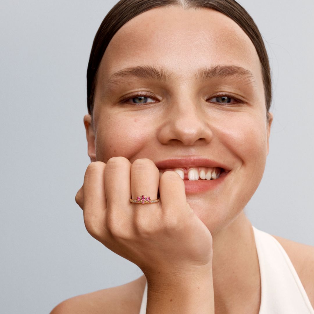 Pandora Disney Princess Rapunzel Tiara sormus, keltakullattu, 163651C01