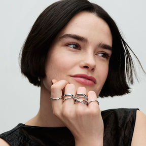 Pandora Essence Organically Shaped Infinity sormus, hopea, 193318C00