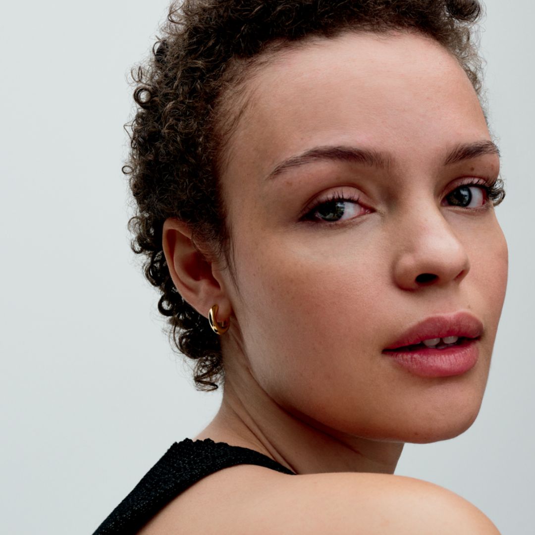 Pandora Essence Round Open rengaskorvakorut, keltakullattu, 263266C00