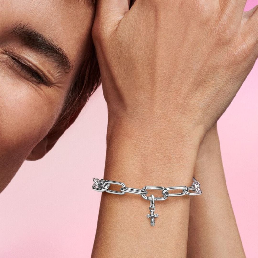 Pandora ME Sparkling Cross Mini hela, hopea, 793044C01