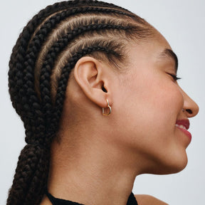 Pandora Moments Asymmetrical Heart rengaskorvakorut, keltakullattu, 268307C00