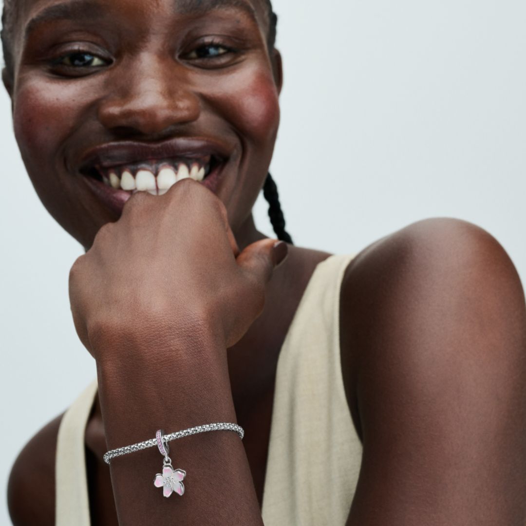 Pandora Moments Cherry Blossom hela, hopea, 790667C01