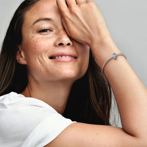 Pandora Moments Curved Feather & Pave lukkopala, hopea, 792552C01