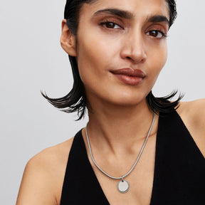 Pandora Moments Engravable Round Tag riipus, hopea, 394007C01