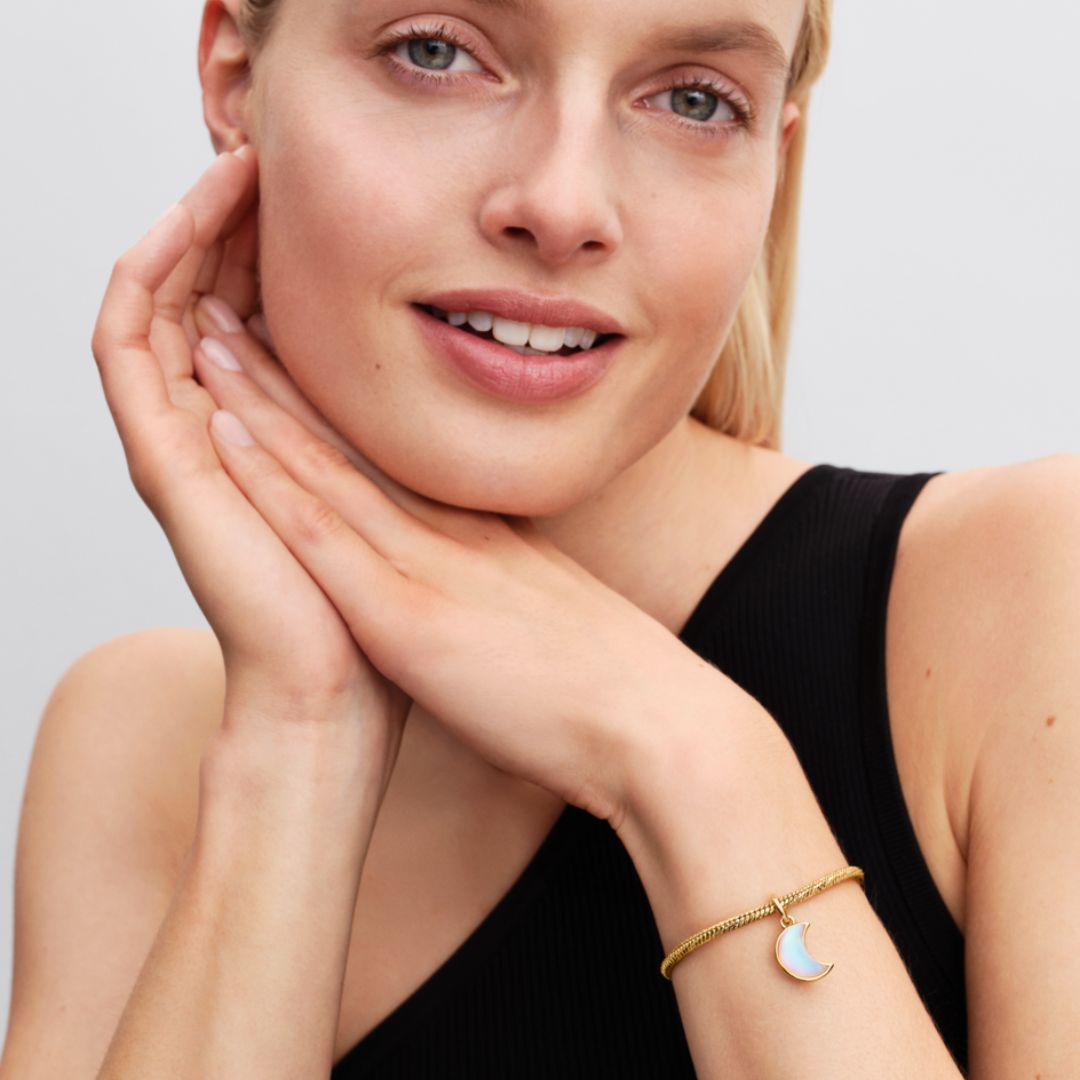 Pandora Moments Heart Clasp Faceted Snake Chain Bracelet, Yellow Gold