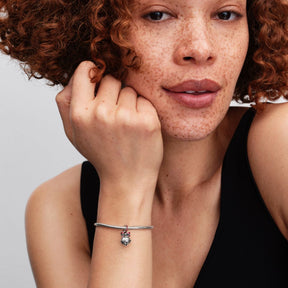 Pandora Moments Holiday Bell hela, hopea, 794246C01