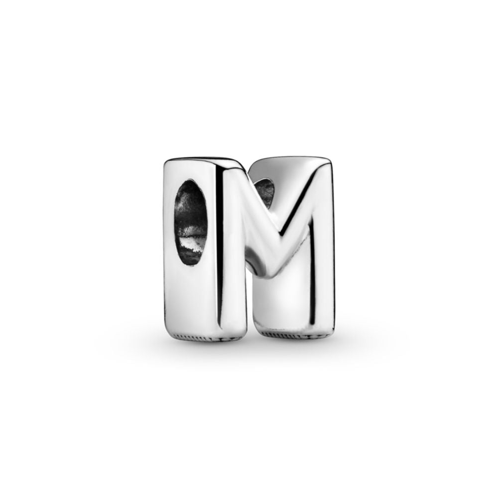 Pandora Moments Letter kirjainhela M