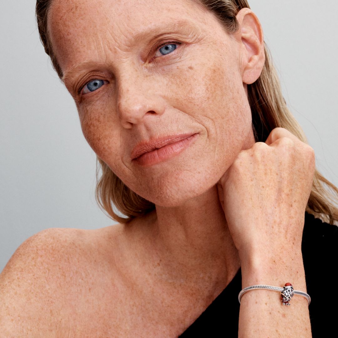 Pandora Moments Playful Santa hela, hopea, 793593C01