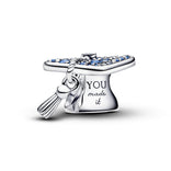 Pandora Sparkling Blue 2026 Graduation Cap hela, hopea, 794461C01