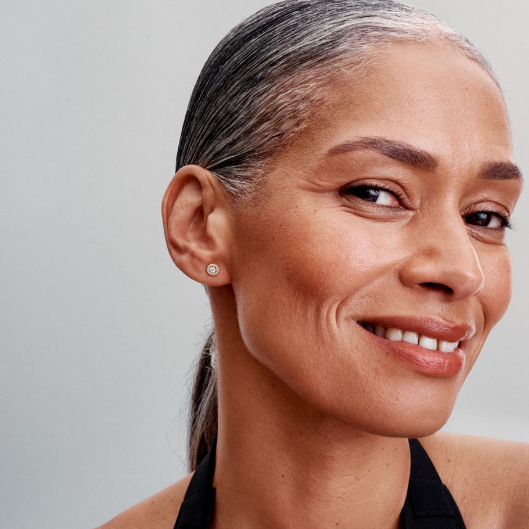 Pandora Timeless Round Pavé Halo tappikorvakorut, keltakullattu, 263019C01