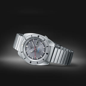 Seiko 5 Sports Heritage Design Re-creation Limited Edition SRPL03K1 rannekello