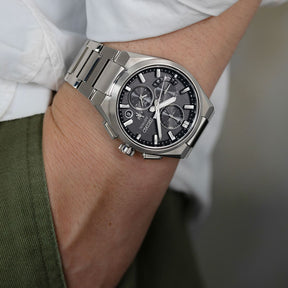 Seiko Astron GPS Solar Dual-Time Chronograph SSH163J1 miesten rannekello