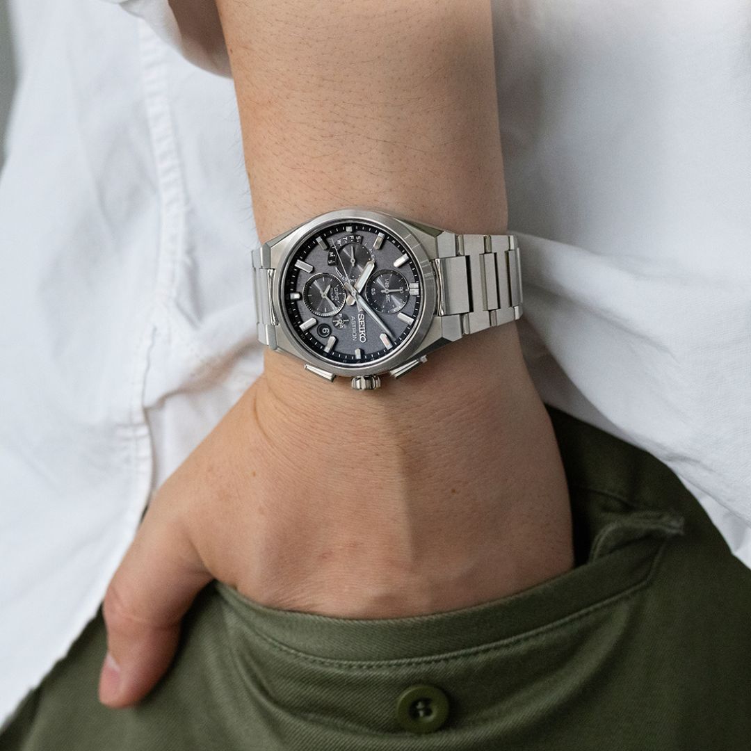 Seiko Astron SSH163J1 GPS Solar Dual-Time Chronograph miesten rannekello