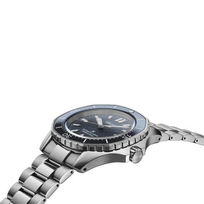 Seiko Prospex SPB483J1 Coastline Diver rannekello sinisellä taululla