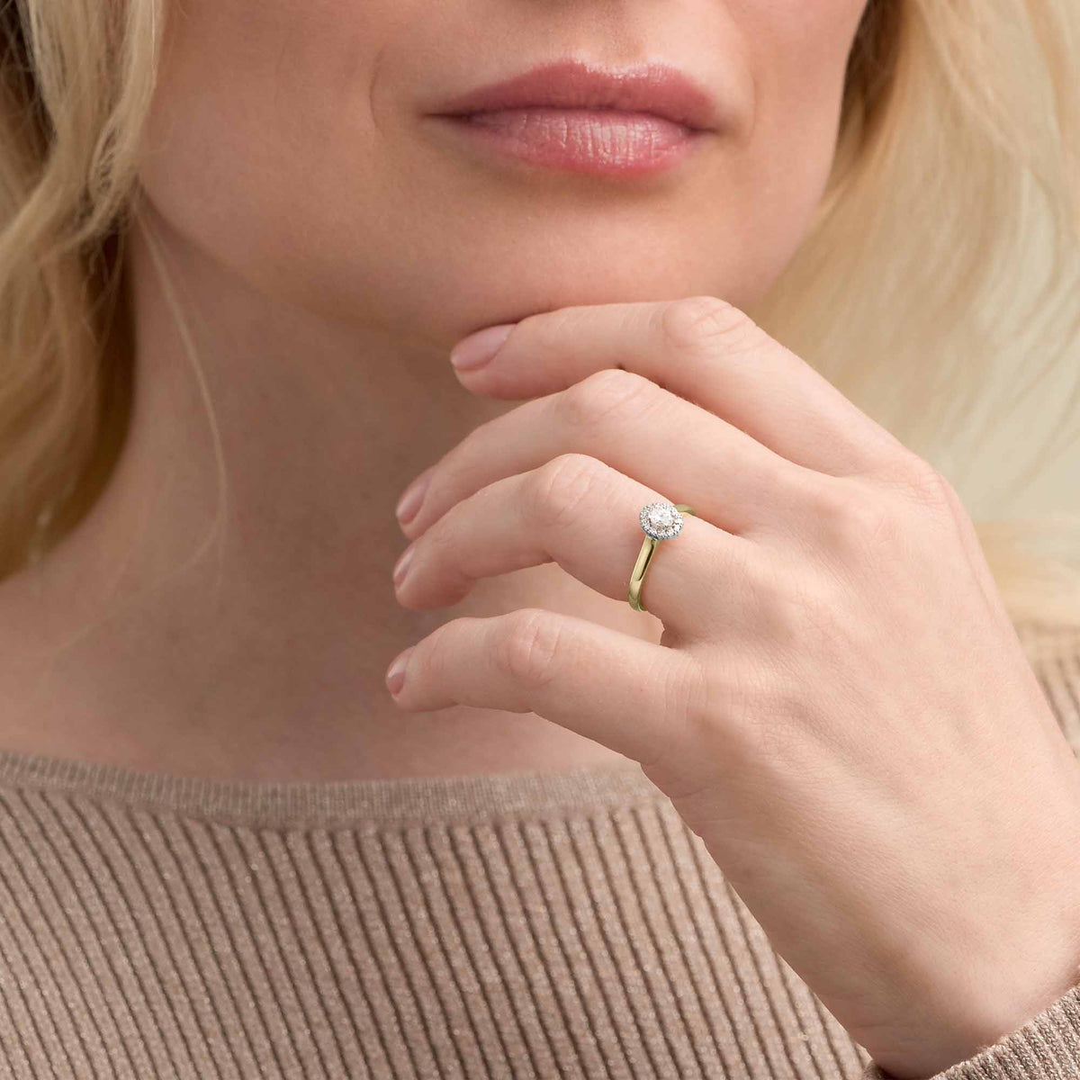 Silván Rosalie Ovaali halosormus 0,26ct, 14K valko- ja keltakultaa, Silván vihkisormukset