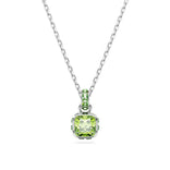 Swarovski Birthstone August riipus, vaalea metalli ja vihreät kristallit 5651706